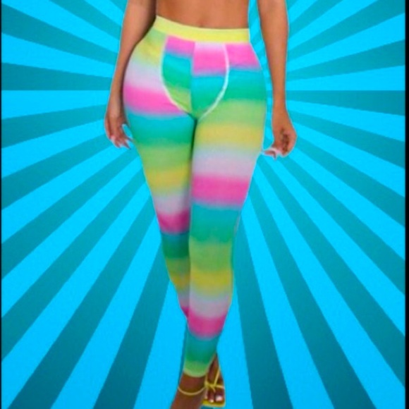 Tie Dye 1 Shoulder Crop Top/Sport Bra & Boyfriend style Leggings outfit - Picture 3 of 6